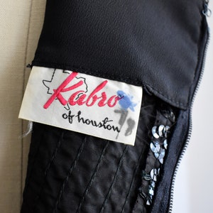 Close of the tag that says "Kabro of houston"