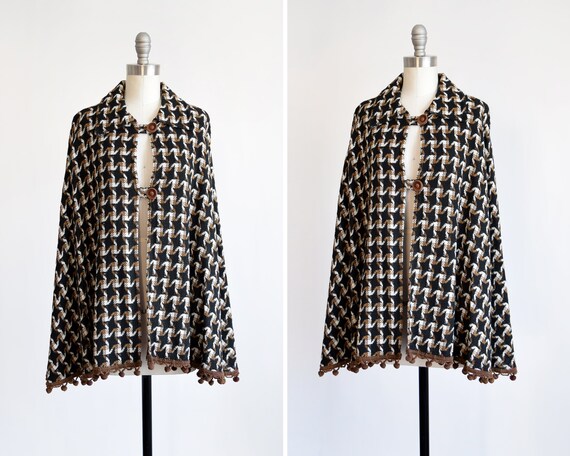 70s Mod Cape, Vintage 1970s Houndstooth Cape, Brow