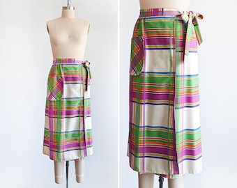 Vintage 1960s Plaid Wrap Skirt, medium/medium large