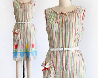 70er Jahre Regenbogen Streifen Tulip Haus Kleid, large/xl