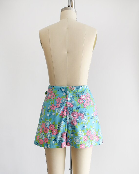 Blue & Pink Floral Skirt Shorts, Vintage 70s Shor… - image 5