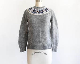 Vintage 1970s Gray Snowflake Sweater, xs