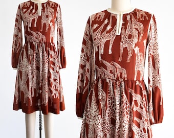 Vestido con estampado de jirafa de los años 70, vestido vintage de manga larga en marrón óxido y blanco de los años 70, talla pequeña/mediana.
