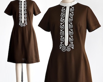 Vintage 1960s Brown Mod Dress, medium