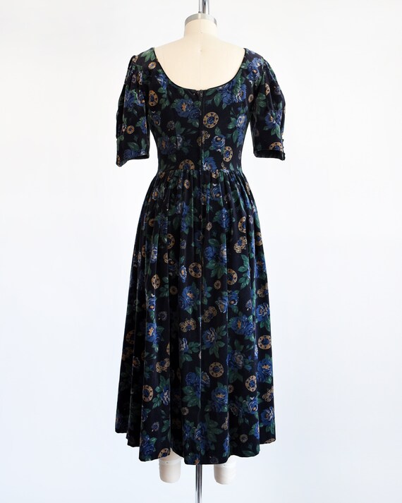 80s Laura Ashley Velvet Floral Dress, Vintage 198… - image 4