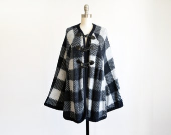 Vintage 1970s Black & White Plaid Poncho, 70s Toggle Buttons Cape, fits a variety of sizes