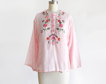Vintage 1970s Rosa Bestickte Bluse, Medium