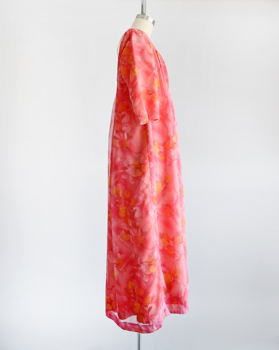 60s Pink & Orange Floral Kaftan, Vintage 1970s Ch… - image 3