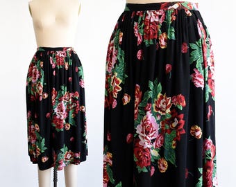 Vintage 1990s Black& Pink Floral skirt as is | medium