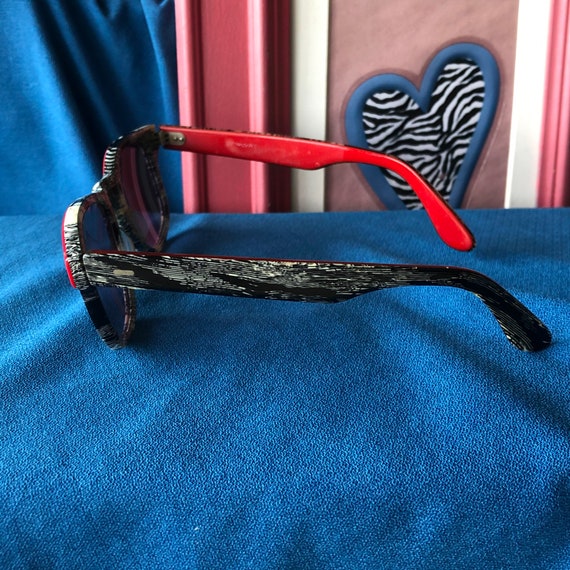 Vintage 80s Red, Black, White Sunglasses, The Bea… - image 8