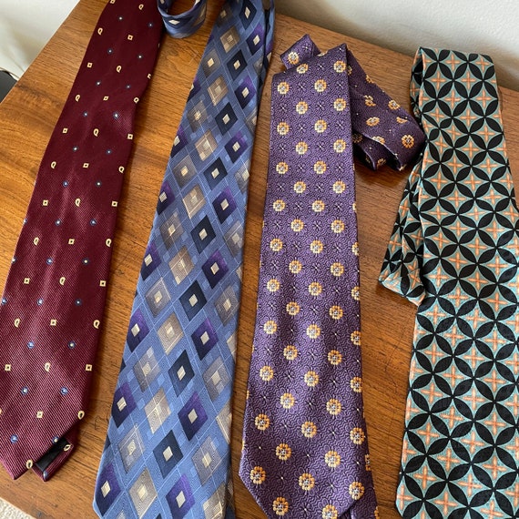 Vintage Necktie Collection Lot of 4 Burgundy, Blu… - image 7