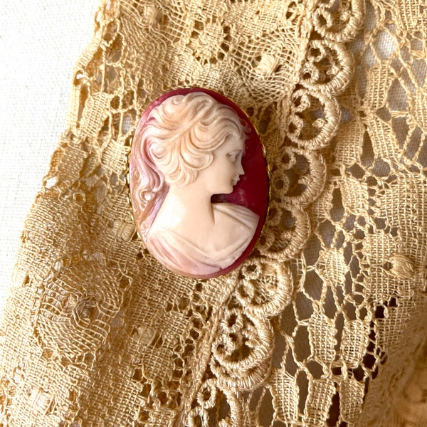 Vintage Victorian Edwardian Style Lady Face Cameo Pin Lovely Costume Jewelry Bridgerton Brooch 60's, 70's Woman's Fashion Clothing Accessory