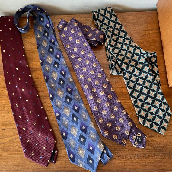 Vintage Necktie Collection Lot of 4 Burgundy, Blu… - image 5