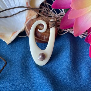 Vintage Fishhook Plastic Pendant with Shell & Leather Cord Necklace, Man, Woman, Fashion Clothing Accessory, Tiki Bar, Party Hawaii, Aloha