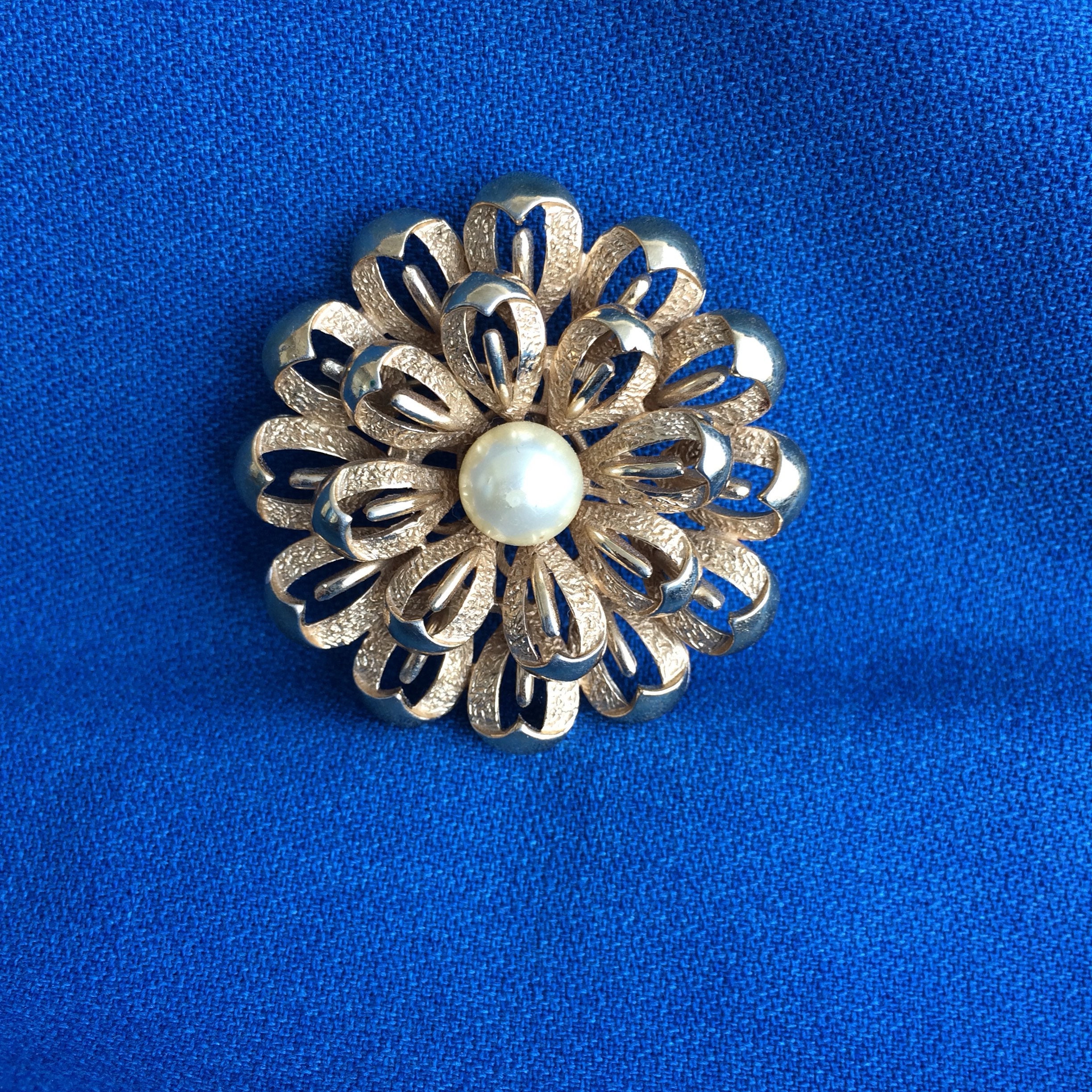 Broche Vintage Fleur Dorée Années 90 - Bijou Rétro Pin's, Occasion, Sans Marque