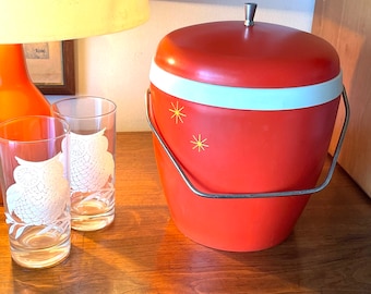 Vintage Orange Plastic Ice Bucket with Starbursts & Gold Handle Mod 50’s Retro MCM 60’s 70’s Party, Bar, Cocktail, Home Décor Serving, Drink