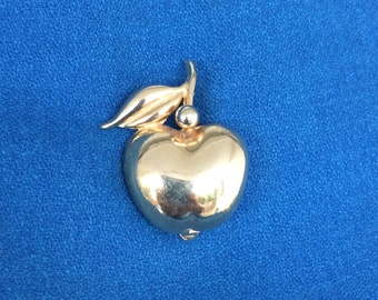 Vintage Apple Love Heart Pin Fruit Brooch Designer Signed Brooks 80's 90's Costume, Woman's Fashion Clothing Accessory Jewelry, Teacher Gift