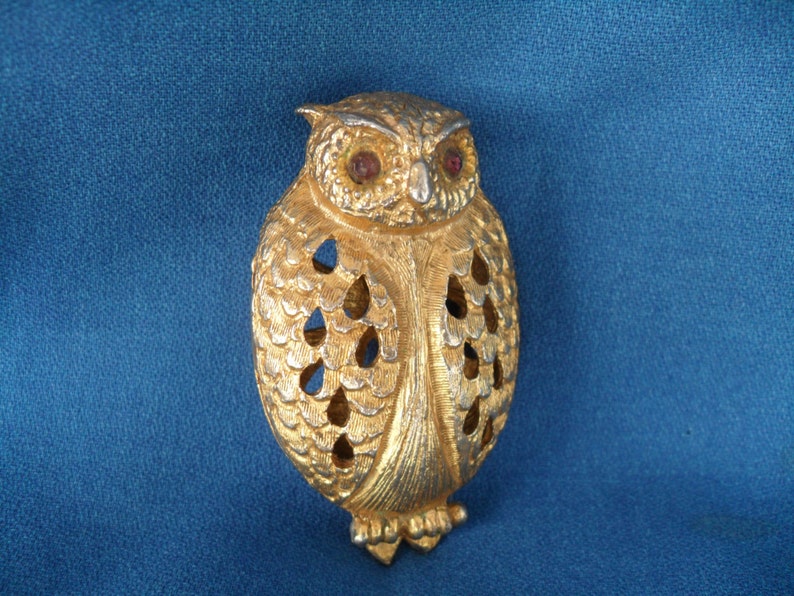 Vintage Gold Owl Necklace Pendant Potpourri, Perfume, Sachet or Trinket, Note Box, Rhinestone Eyes 60s 70s Womans Fashion Clothing Accessory image 1