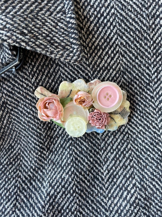 Wonderful Vintage 80s Flower & Button Pin Brooch b