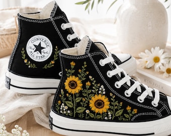 Individuell gestickte CONverse High-Tops, Sonnenblumen Blumengarten Sneakers