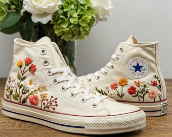 Trampki Converse Chuck Taylor z haftowanym motywem dzikich kwiatów