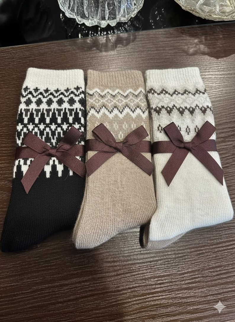 Calcetines de mujer de mezcla de lana, set de regalo de invierno nórdico de 6 pares imagen 10