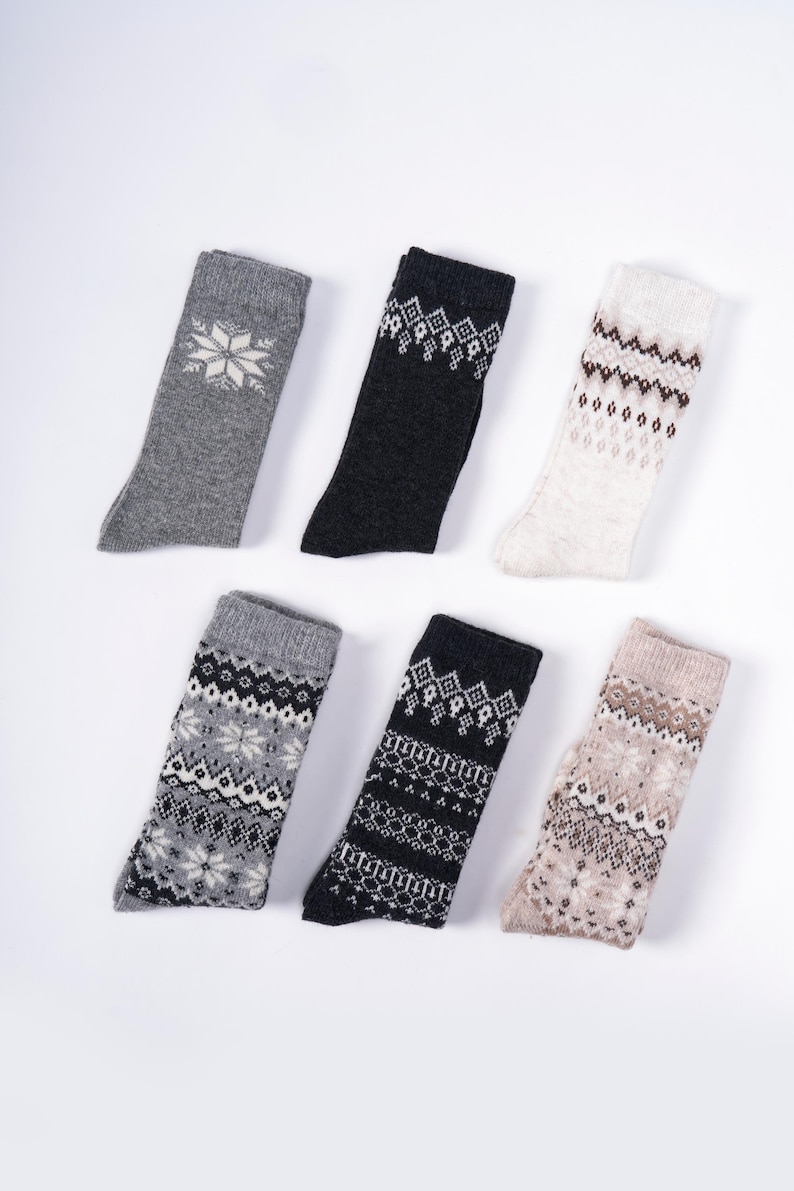 Calcetines de mujer de mezcla de lana, set de regalo de invierno nórdico de 6 pares imagen 2