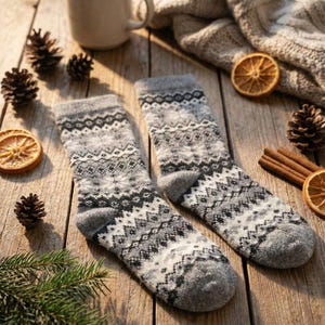 Calcetines de mujer de mezcla de lana, set de regalo de invierno nórdico de 6 pares imagen 4
