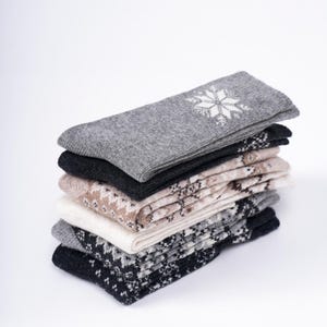 Calcetines de mujer de mezcla de lana, set de regalo de invierno nórdico de 6 pares imagen 3