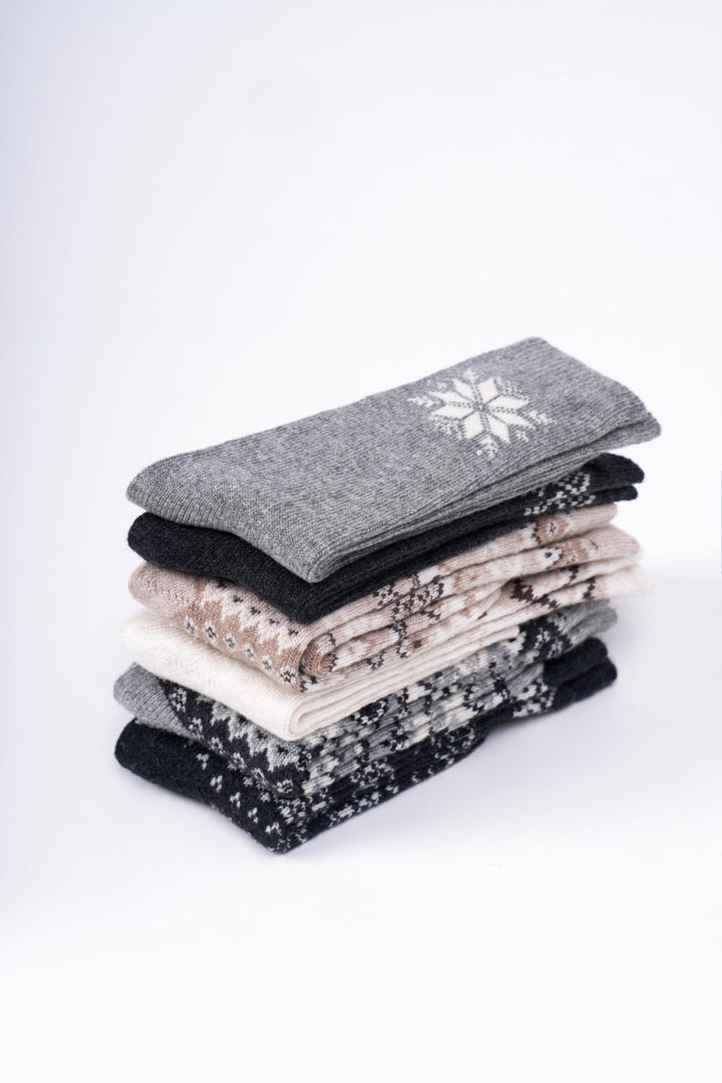 Calcetines de mujer de mezcla de lana, set de regalo de invierno nórdico de 6 pares imagen 3