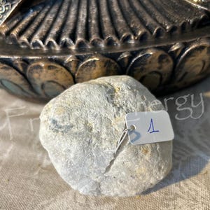 Quartz geode