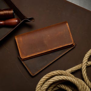 Billetera larga de cuero personalizada, billetera plegable hecha a mano, regalo de Navidad, billetera de cuero, billetera para teléfono grabada, regalo de aniversario personalizado