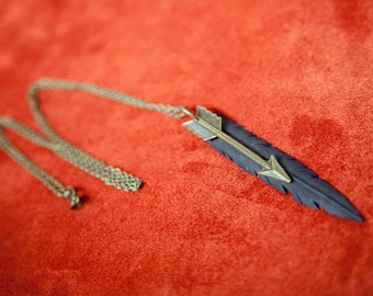 Vegan Feather & Arrow Necklace