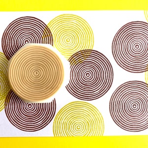 Spiral circle rubber stamp, Geometric pattern stamp, Hand carved stamp