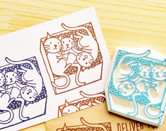 Cat family rubber stamp, Kittens in the box stamp, Hand carved stamp by talktothesun