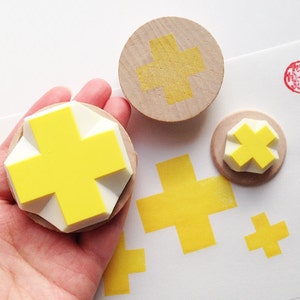 Hand carved rubber stamp - Swiss cross : 3 sizes
