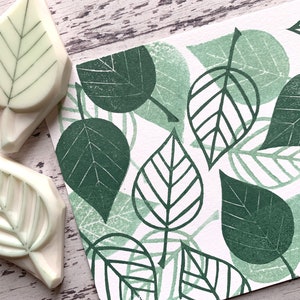 Simple leaf rubber stamp, Botanical pattern stamp, Hand carved stamp by talktothesun image 2