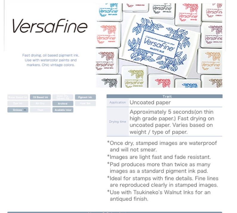 K&ouml;nnte beinhalten: VersaFine Stempelkissen in verschiedenen Farben, darunter Blau, Gr&uuml;n, Rot und Braun. Die Stempelkissen sind in einem Raster angeordnet. Der Text "VersaFine" ist auf den Stempelkissen sichtbar. Der Text "Schnell trocknend, &ouml;lbasierte Pigmenttinte. Zur Verwendung mit Aquarellfarben und Markern. Schicke Vintage-Farben." ist unter den Stempelkissen sichtbar. Der Text "Unbeschichtetes Papier" ist in einer Tabelle mit dem Text "Ungef&auml;hr 5 Sekunden (auf d&uuml;nnem Papier hoher Qualit&auml;t). Schnelles Trocknen auf unbeschichtetem Papier. Variiert je nach Gewicht / Papiertyp." darunter sichtbar.