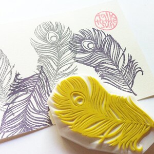 Peacock feather rubber stamp, Bird feather stamp, Hand carved stamp by talktothesun