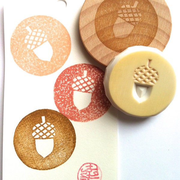 Acorn rubber stamp, Hand carved stamp by talktothesun, Nature lover gift