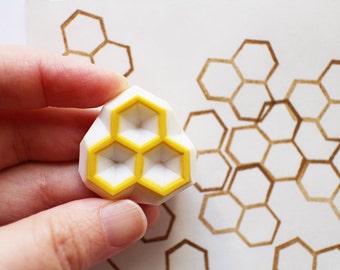 Honeycomb rubber stamp, Hexagon pattern stamp, Hand carved stamp by talktothesun