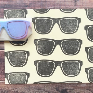 Sunglasses rubber stamp, Eye glasses stamp, Hand carved stamp by talktothesun