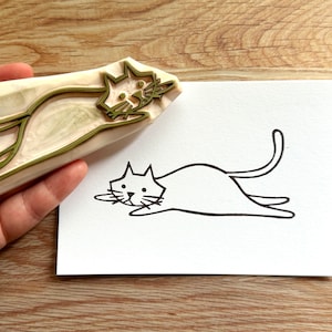 Tampon en caoutchouc chat paresseux, tampon sculpté à la main, tampon animal drôle, cadeau pour amoureux des chats