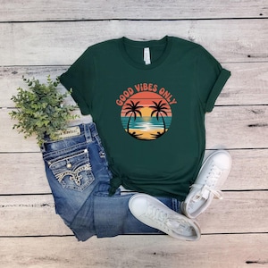 Camiseta retro, camiseta de buenas vibras, camiseta de paz, camiseta de amabilidad, camiseta de sol, camiseta hippie, diseño de inspiración retro, camiseta de verano