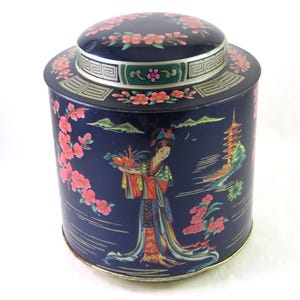 Vintage Daher Tea Tin, Oriental Japanese Graphics, Cherry Blossoms, Geishas, Pagodas, Made in England
