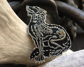 Werewolves curse enamel pin GOLD IN STOCK welcome to the wolf club gothic black and silver metal Halloween werewolf pin