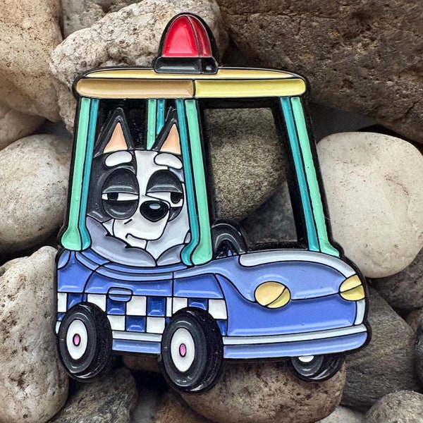 Pin's inspiré du dessin animé chien muffin « La soirée pyjama »