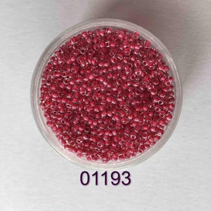 10/0 01193 Preciosa rocaille beads. Red colored crystal. Solgel colored. Czech glass beads.