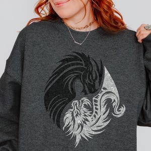 Kaan’s Malmar Sweatshirt When the Moon Hatched Sarah A. Parker Officially Licensed