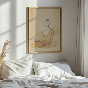 K&ouml;nnte beinhalten: Eine gerahmte Linienzeichnung einer Person in sitzender Meditationshaltung, mit einem Aquarellhintergrund in Beige- und Braunt&ouml;nen.